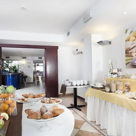Hotell Bleis 4*